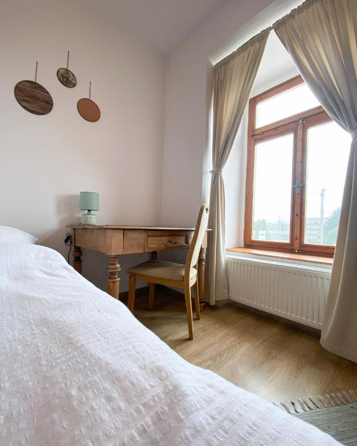 Bed & Breakfast Hugo Plesivec Eksteriør bilde