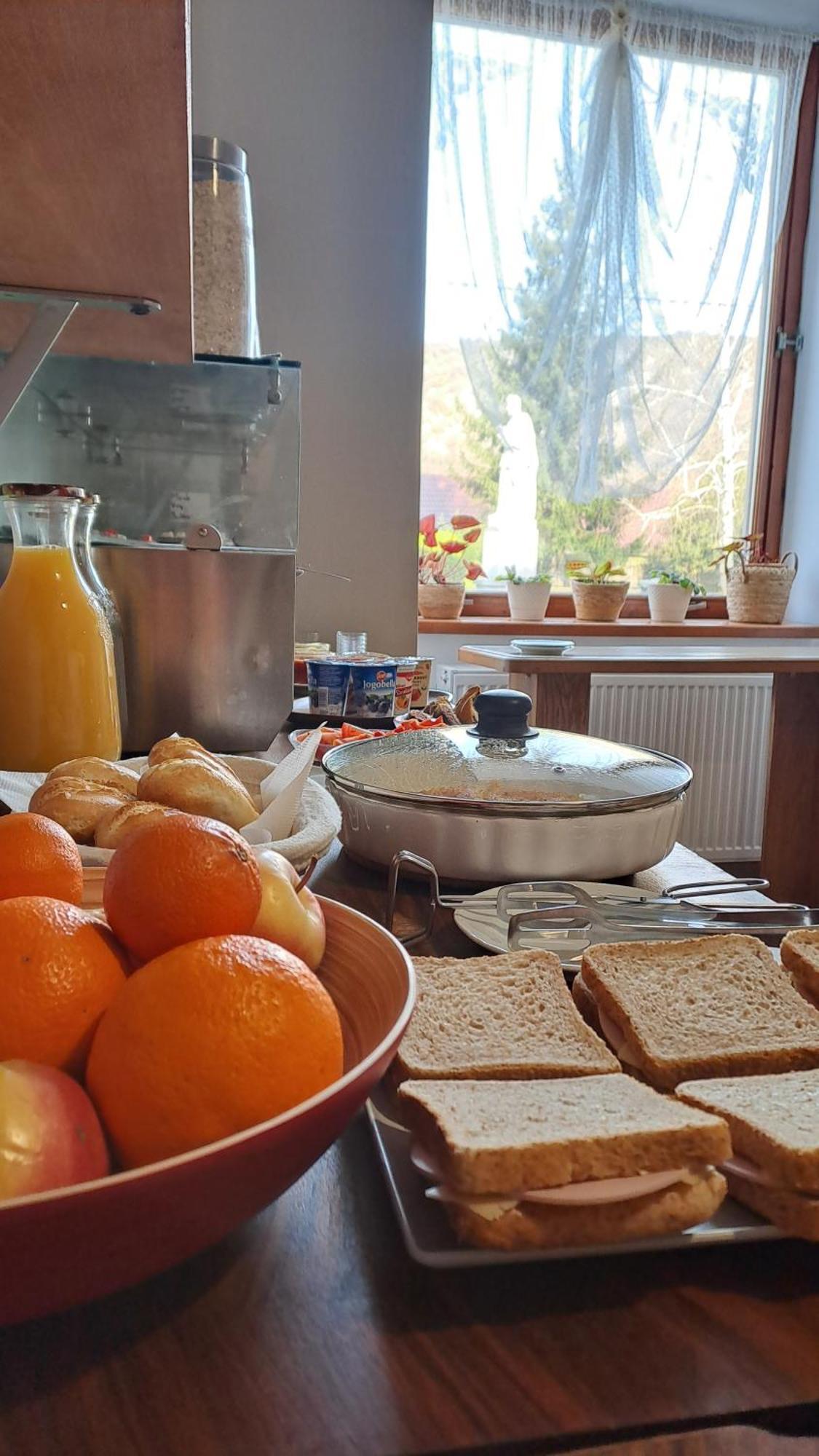 Bed & Breakfast Hugo Plesivec Eksteriør bilde
