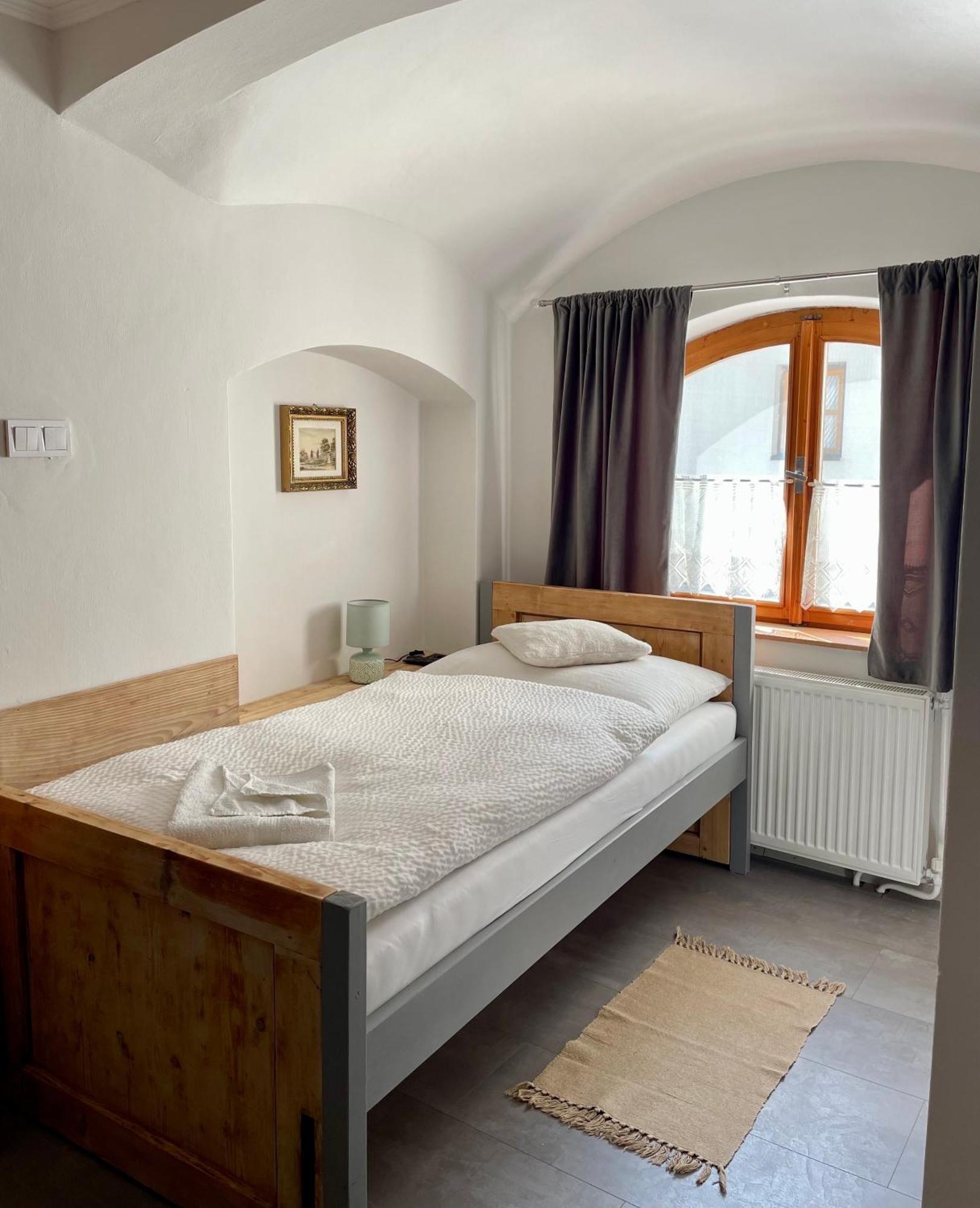 Bed & Breakfast Hugo Plesivec Eksteriør bilde